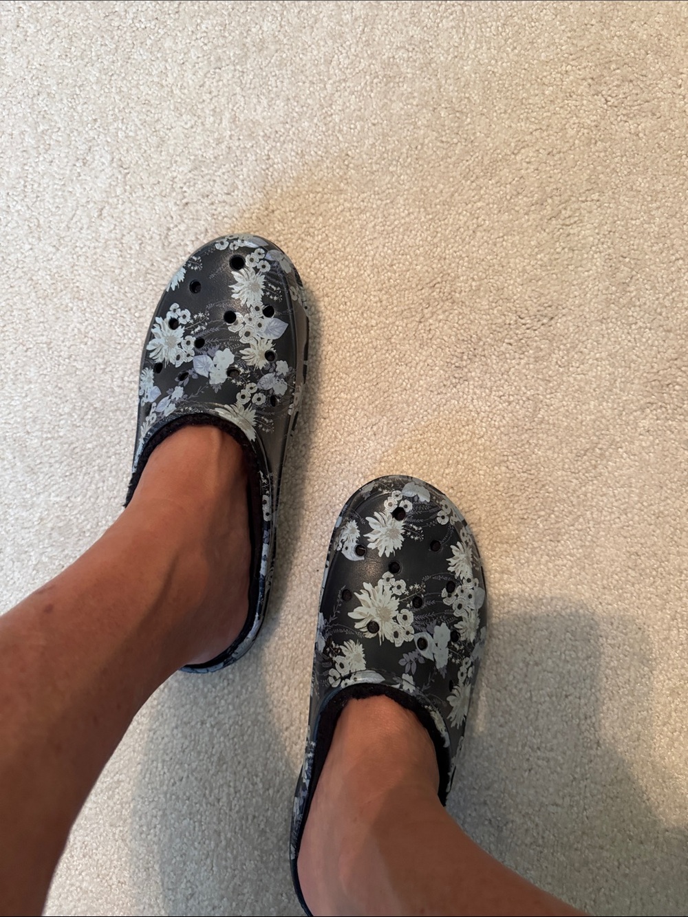 CROCS Women's Black Floral Slip-On Clogs with White Flower Print